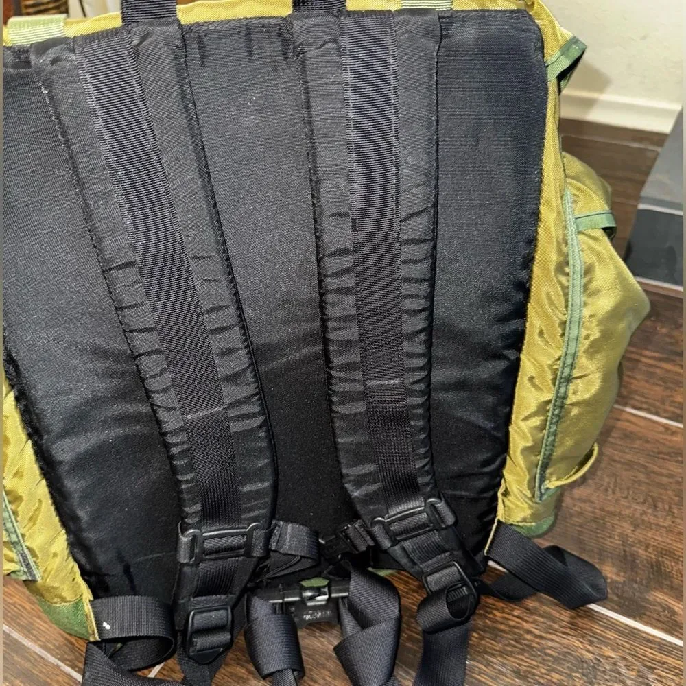 L.L. Bean Green vintage 1980’s backpack (DISCONTINUED) RARE BAG